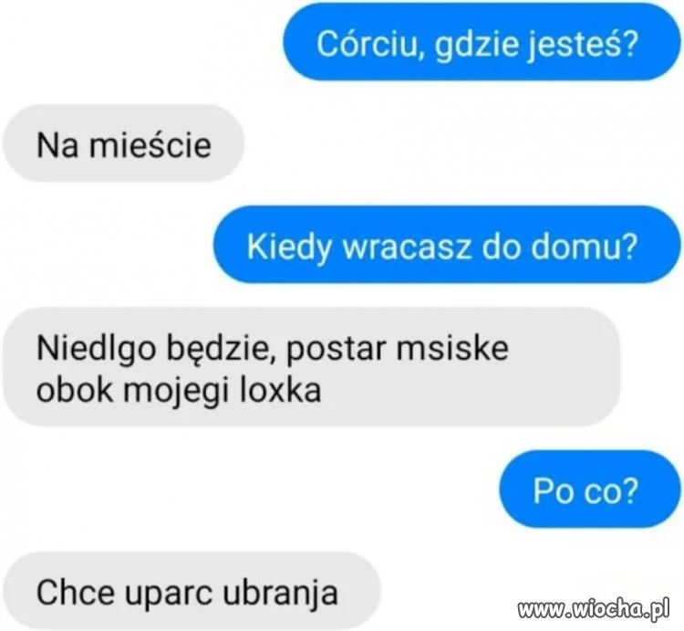Chce uprać ubrania