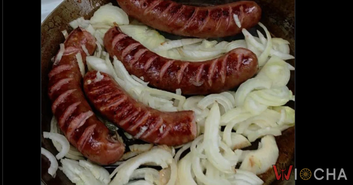 Kiełbasa i cebula - polska kuchnia idealna