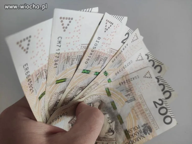 Bogacimy się? Drugi próg podatkowy łapie już co dziesiątego Polaka! 