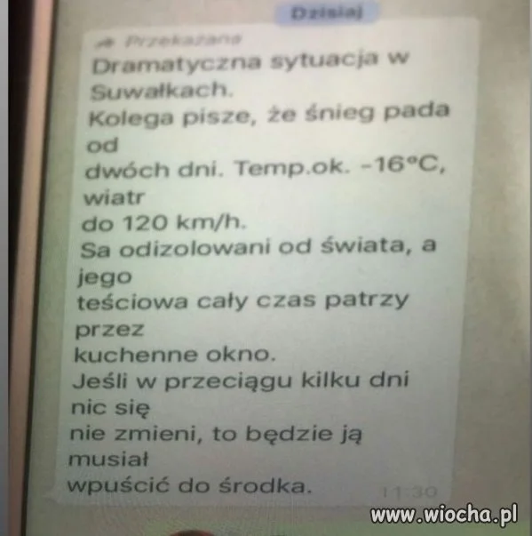 Niech się wykaże empatią i  postawi telewizor na parapecie.