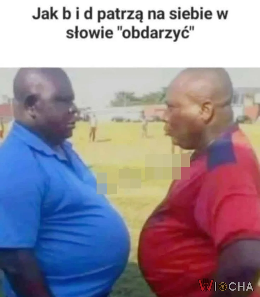 B i D patrzą na siebie