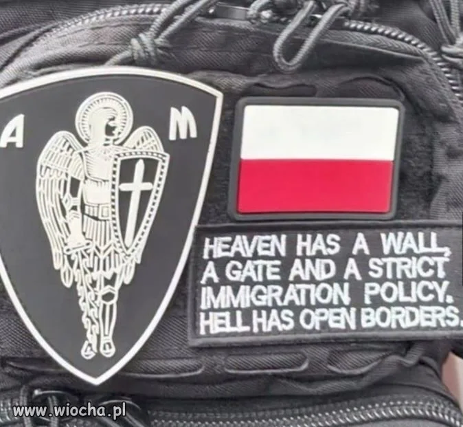 Interesująca naszywka 