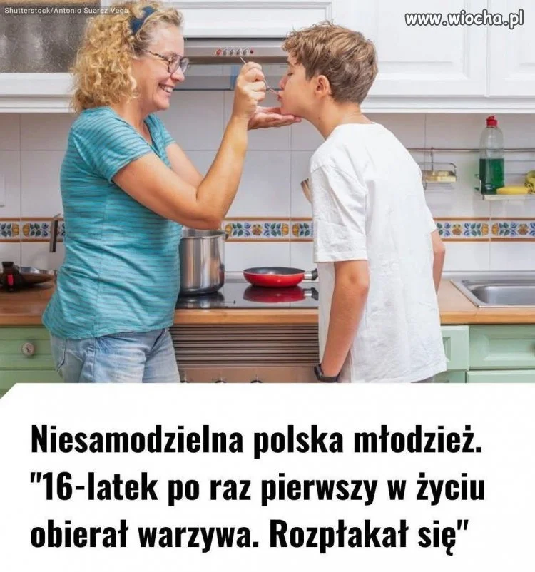 Może obierał cebulę