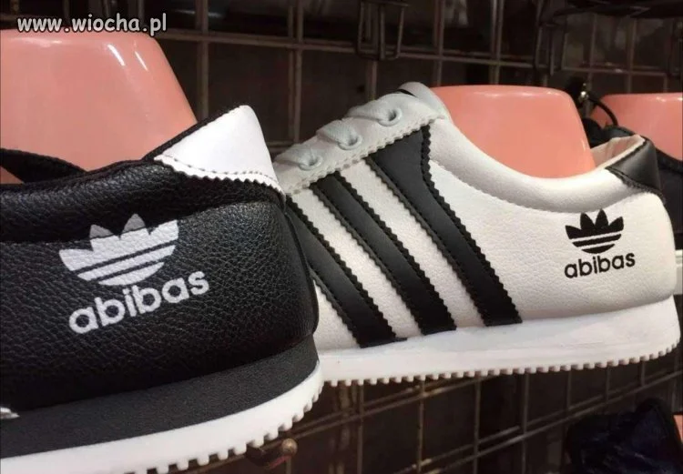 Imperium podróbek: Nike i Adidas w rosyjskich galeriach handlowych to fikcja