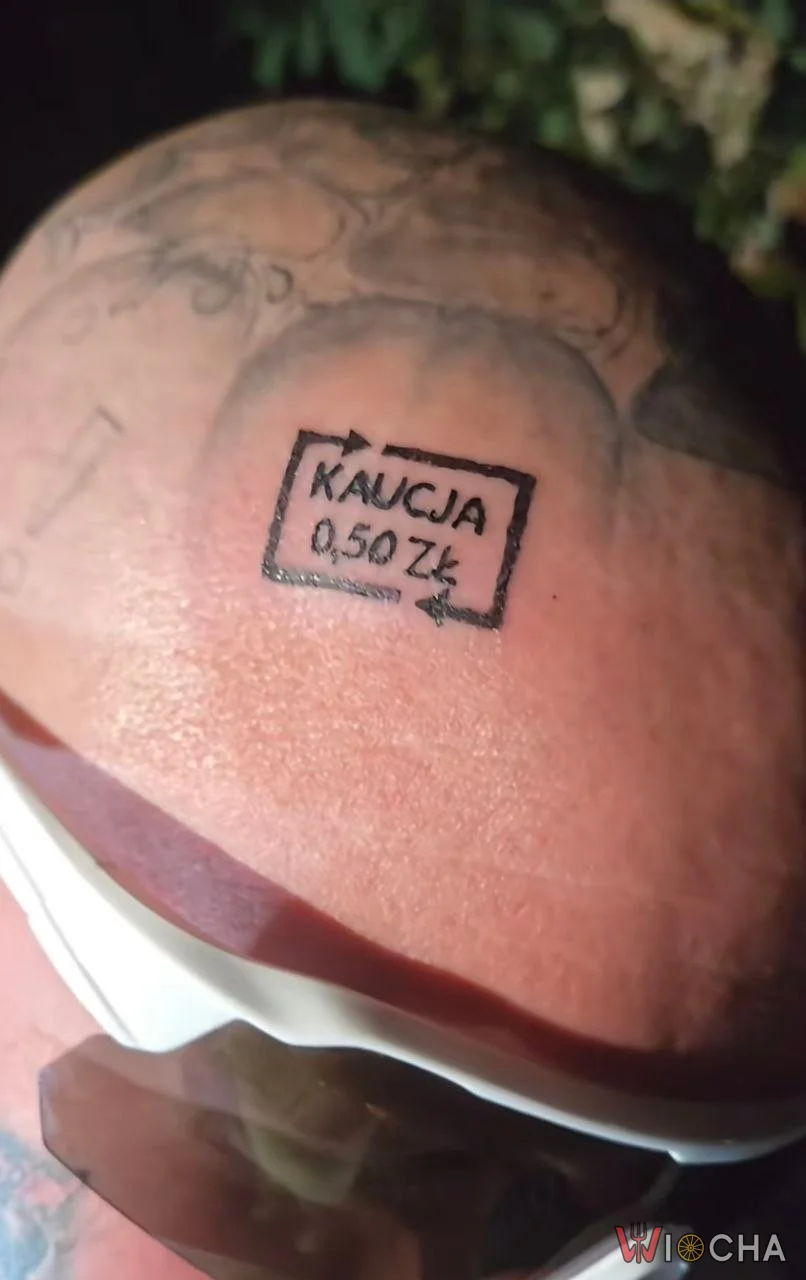 Kaucja czy tatuaż?