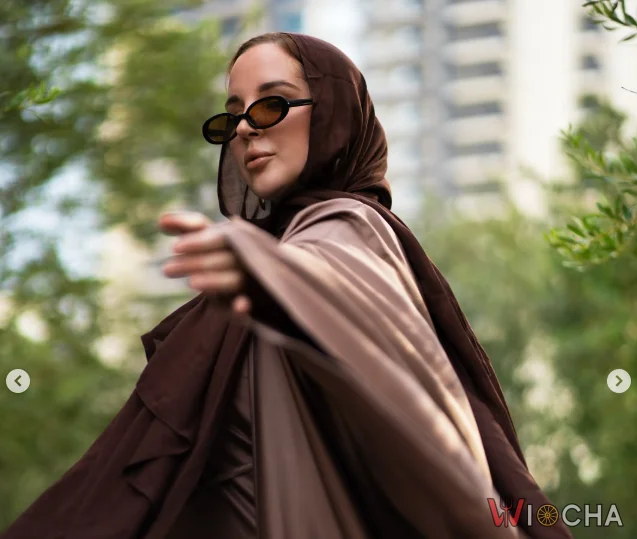 Lil Masti wyprowadziła się do Dubaju. Internauci twierdzą, że na tym zarabia