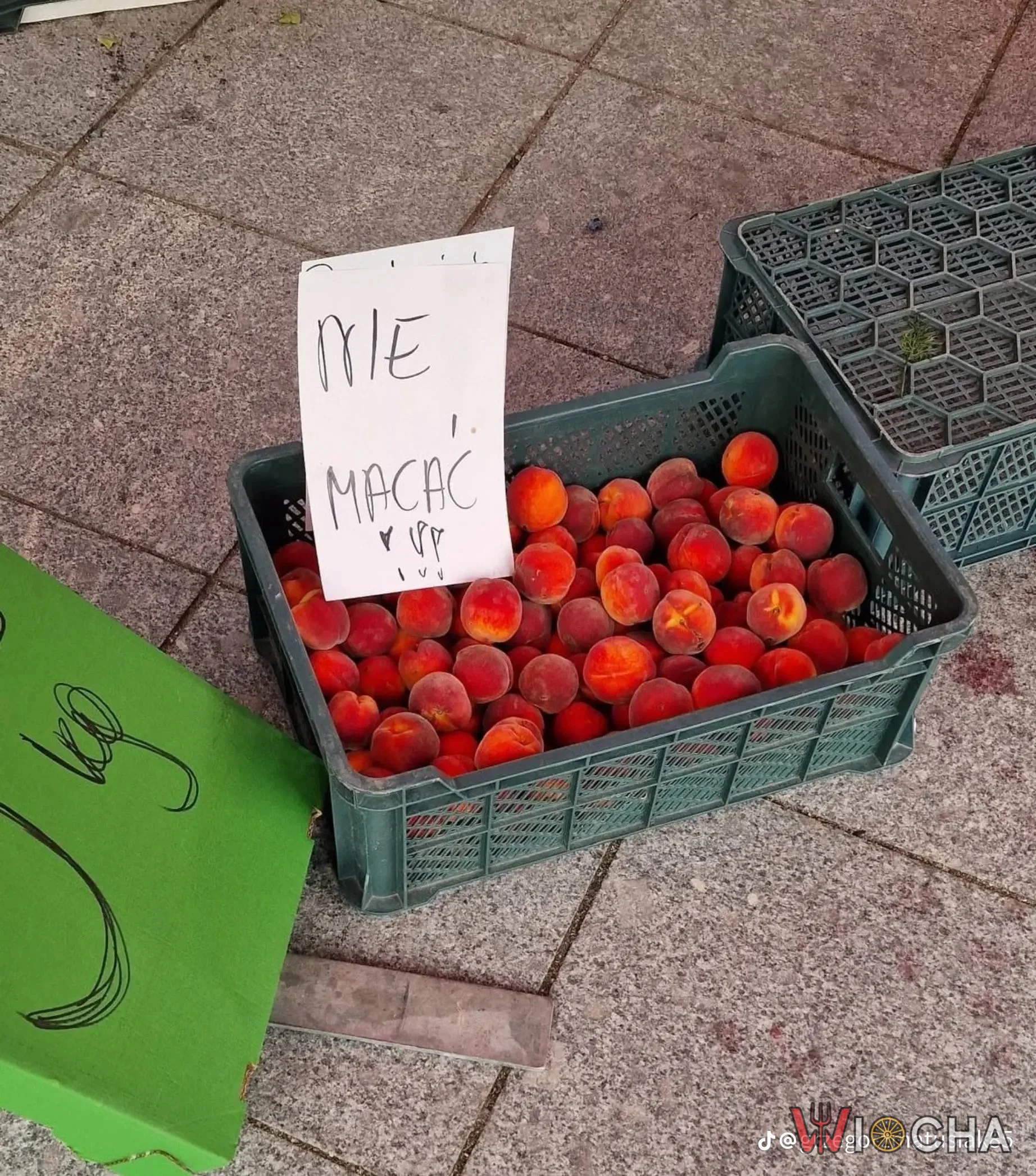 Zakaz macania owoców?