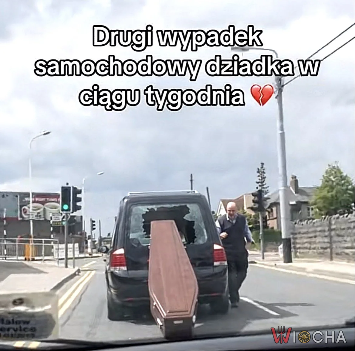 Dziadek z problemami drogowymi
