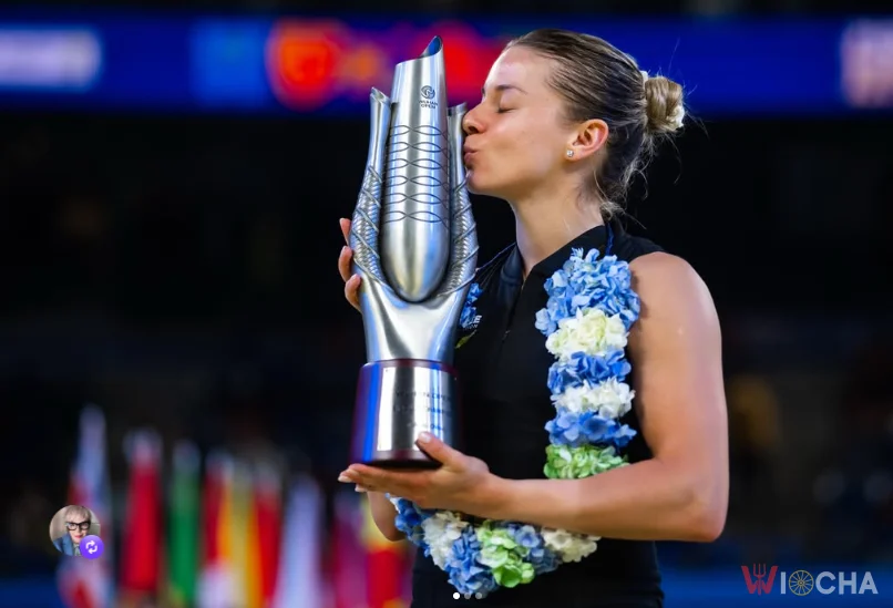 Maja Chwalińska zaszokowała tenisowy świat! Pokonała Igę Świątek, wygrała wielki turniej i jest o krok od TOP 10