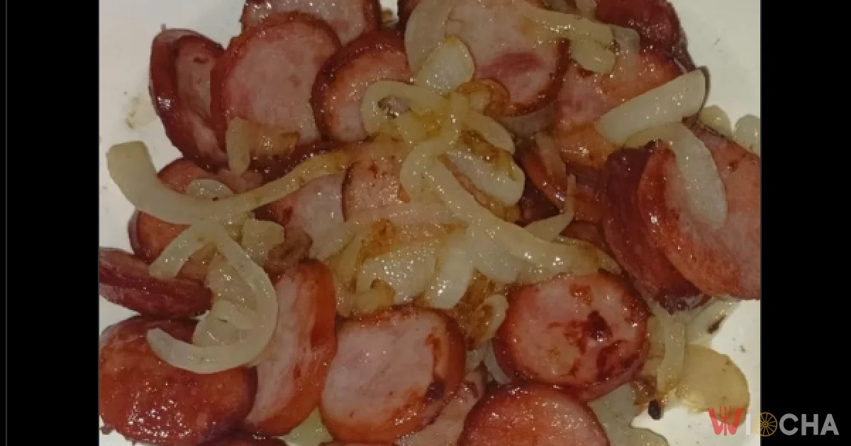 Kiełbasa z cebulą – klasyka