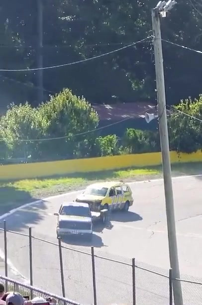Jedne z najbardziej absurdalnych zawodów motoryzacyjnych w USA