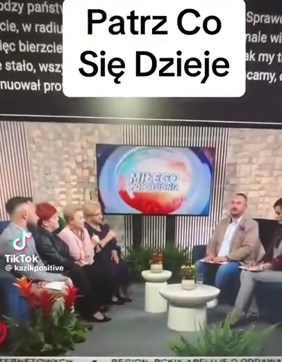 Redaktorzy z TVP uciekli ze studia po usłyszeniu syren