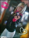 Blondyneczka, troche photoshopa, odbicie w lustrze