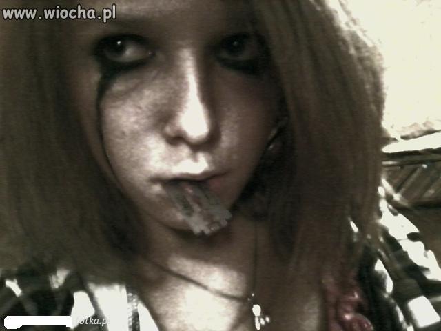 Emo i Tapeta