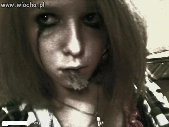 Emo i Tapeta