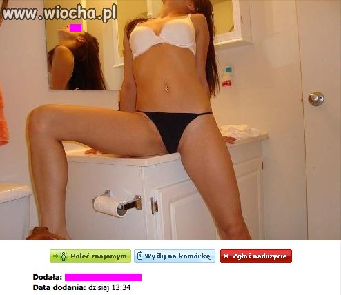Nogi szeroko otwarte