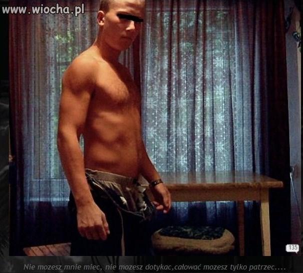 Dobrze że okno zasłonił