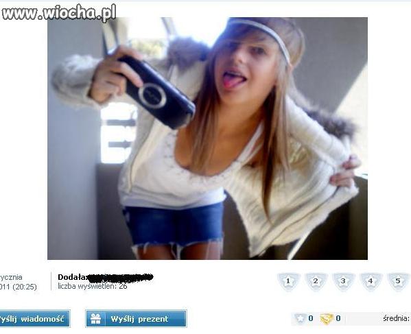 Chciała cycki pokazać, ale jej nie wyszło?