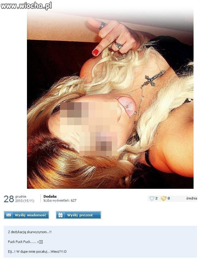 Język + środkowy palec + krzyżyk na piersi...