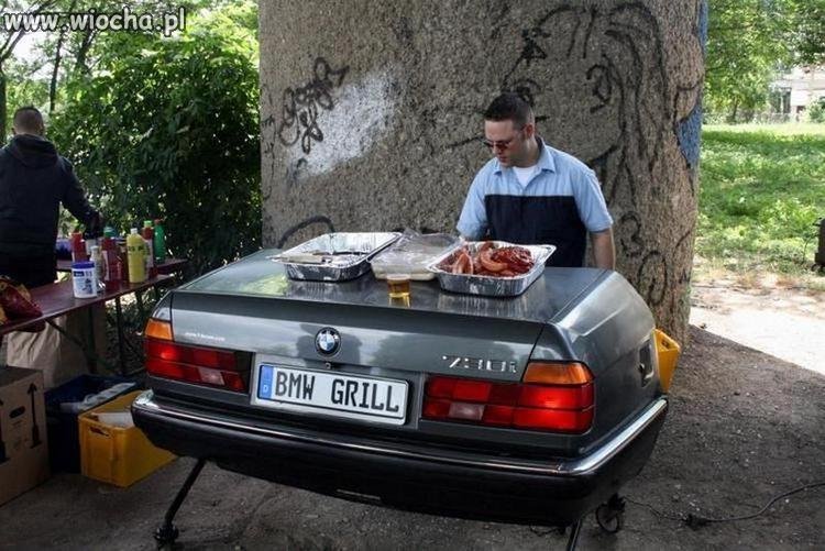 Moto Grill