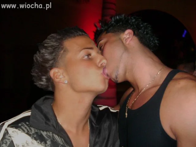 Big kiss