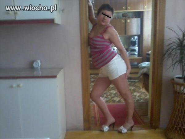 Podtrzymuje futryne czym tylko się da...