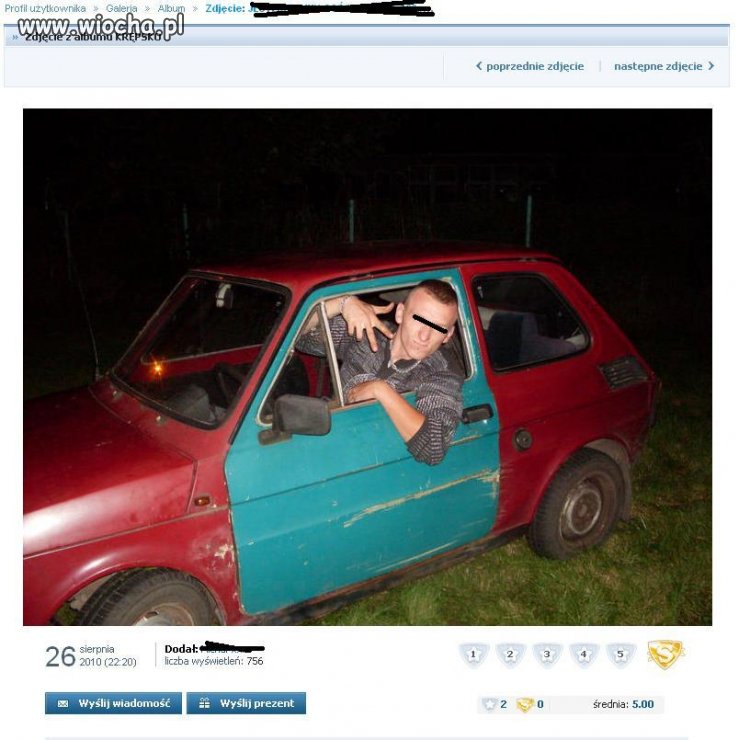 Niby szydzi z malucha