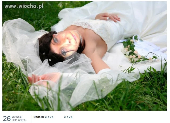Biała suknia, welon, piękna fryzura...