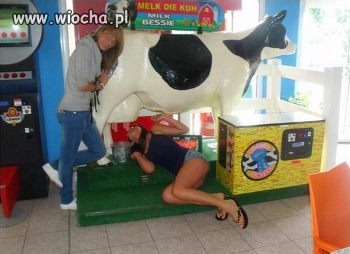 Dziunia ćwiczy ssanie w każdej wolnej chwili