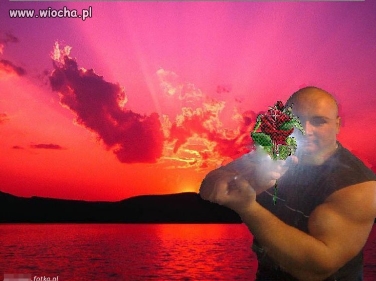 Napakowany... romantyczny...