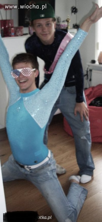 Yyy