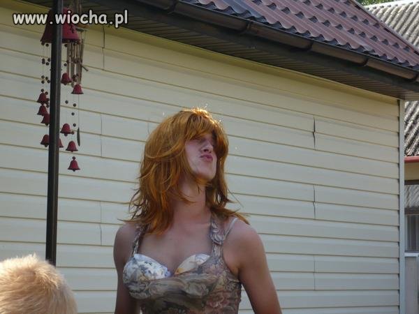 Karol(cia) po operacji powiększania sobie wiecie czego