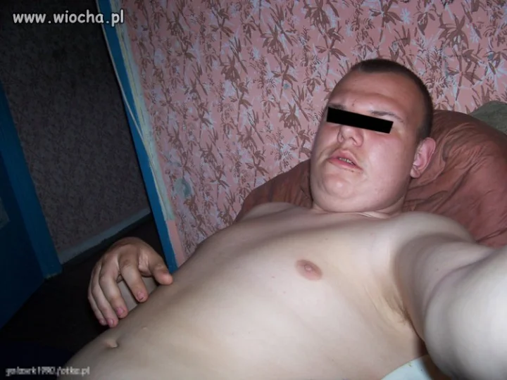 Najadłem się i leżę.