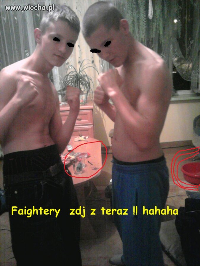 Melanż osiłków...
