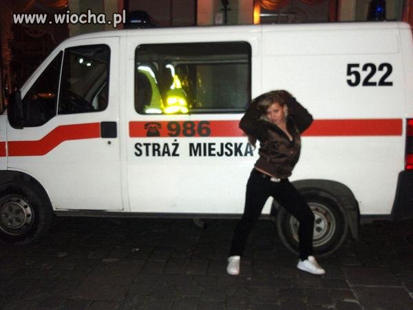 Podpis ,,HWDP jeb... ch...!" 