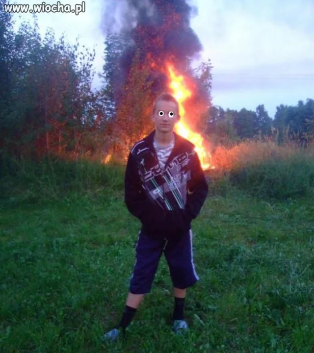 A takie tam przy palących sie oponach 