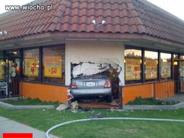 Samochód.