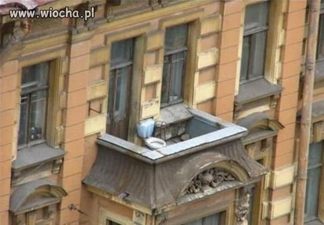 Nowoczesna toaleta !!! 