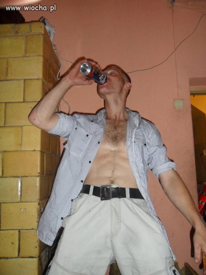 Piwo, bóbr na klacie, brudne gacie...