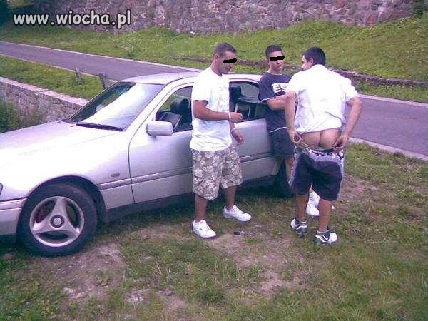 Tyłek, twarz...co za różnica?