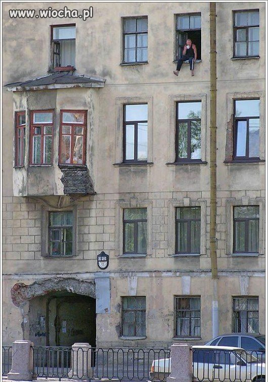 Nie ma to jak kawka o poranku na oknie