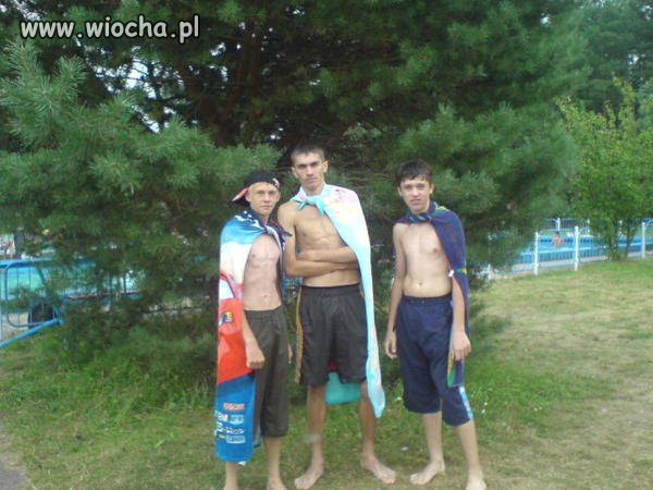 Ręcznikowi, super bohaterowie.