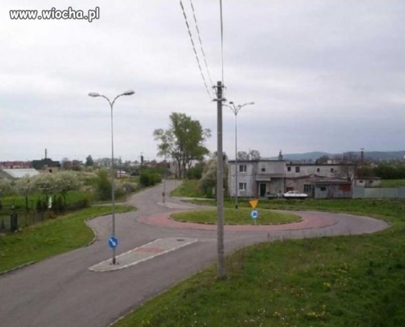 Bo w sąsiedniej wsi mają rondo