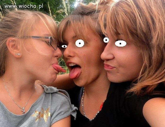 Dziewczynki trzynastoletnie