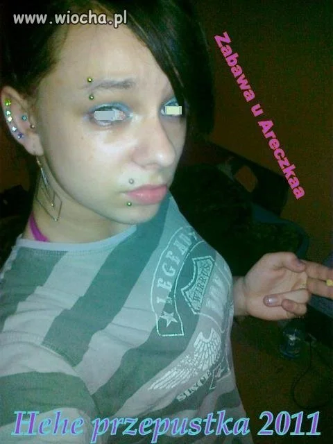 Mistrzyni piercingu