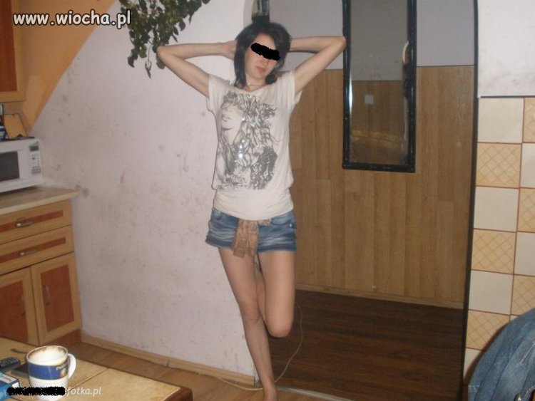 Jest poza