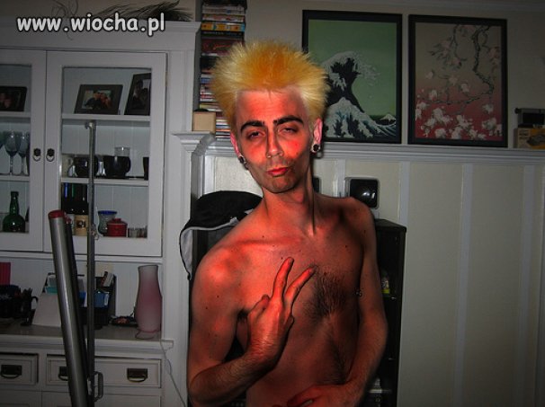 Blond skwareczka