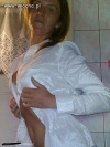 Ona Ma 23 lata...