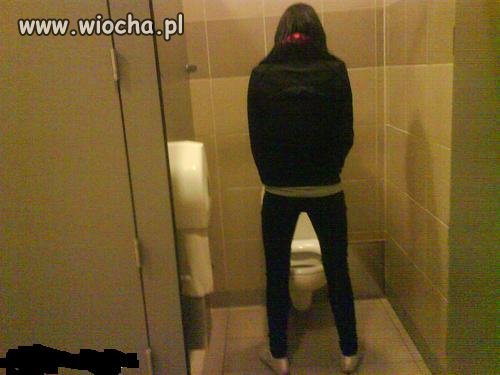 Dziewczyna z jajami 