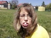 WTF? Co ona ma w ustach?